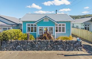 11 Plunket Avenue, Petone