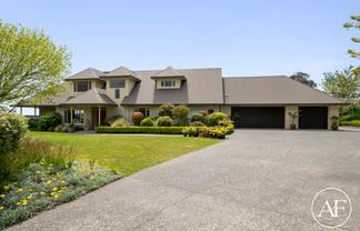 592 Redoubt Road, Flat Bush