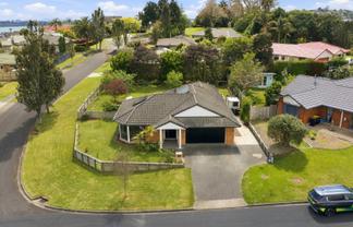 15 Lysaght Place, Welcome Bay