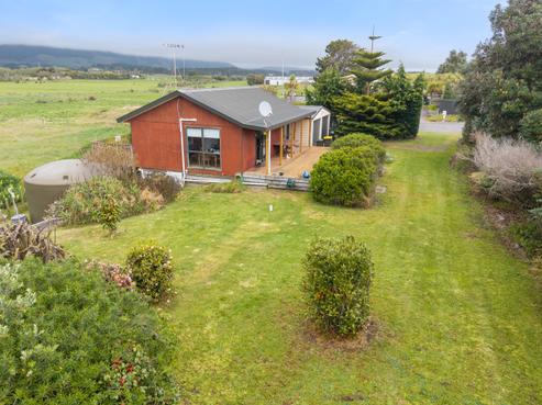 28 Kitchener Street, Te Horo