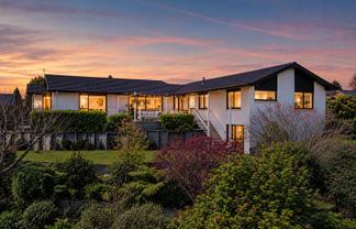 13A Karamea Street, Whalers Gate