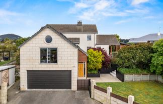 11 Holyport Close, Fairfield
