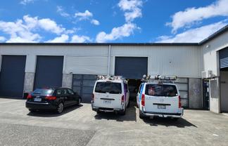 Modern Industrial Unit