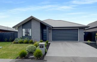 42 Redbrook Road, Casebrook