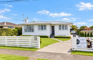 111 & 111a Puriri Street, Hawera