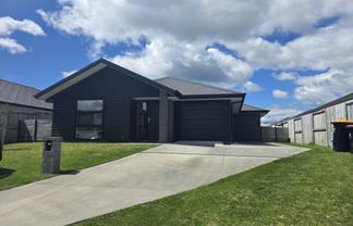16 Tiria Drive, Papamoa