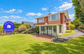 2/30 St Vincent Avenue, Remuera