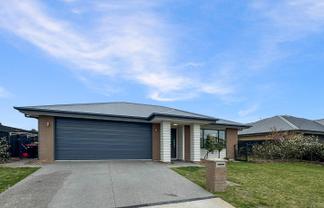 15 Pahua Street, Pegasus