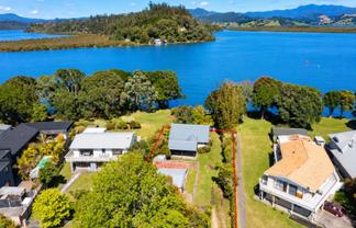 10 Robinson Road, Whitianga