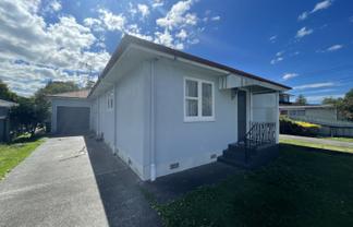 620 Nelson Street North, Mahora