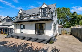 40b Rosella Road, Mangere East
