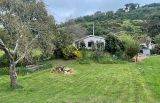 8 Baird Street, LONG BEACH