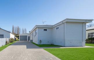 4 Collins Street, Waipawa