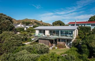 1 Lloyd George Road, Wainui