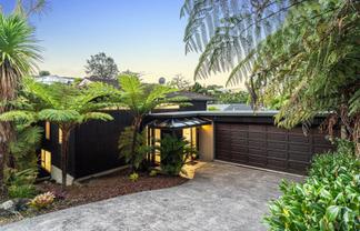 52 Braemar Road, Castor Bay