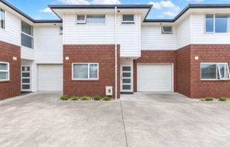 2/4 Littler Place, Hamilton East