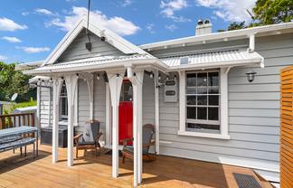 113 Morningside Road, Morningside
