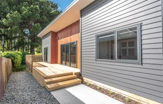 Manawatu / Whanganui - Address withheld