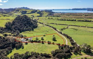 152 Moewai Road, Whitianga