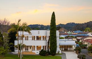 70 Kamo Road, Kensington