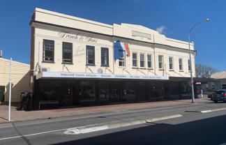 91 High Street, Bulls