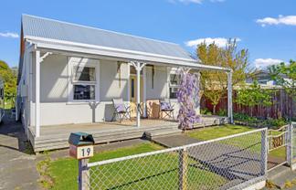 19 Kenilworth Street, Addington
