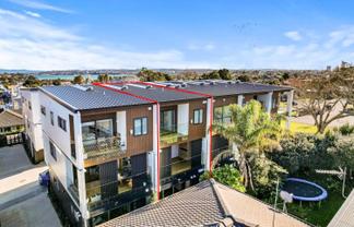 3/16 Williamson Avenue, Belmont
