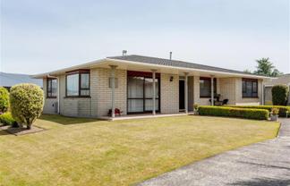 145 Heta Road, Highlands Park