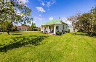 24 Dundas Street, Porangahau