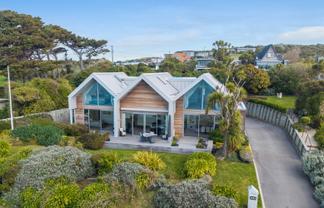 240 Rocks Highway, Riverton