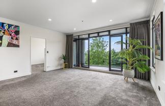 2A/36 James Cook Crescent, Remuera