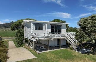 785 State Highway 35, Tirohanga