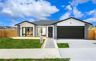 18 Surf View Crescent, Red Beach