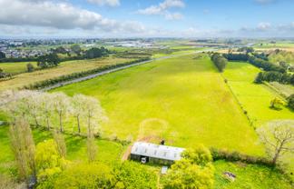 ACREAGE ON THE CITY'S DOORSTEP