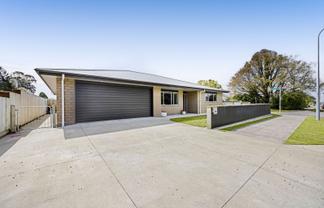 52 Regan Street, Stratford