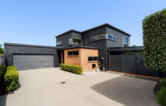 80b Fraser Street, Avenues