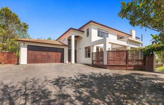 42 English Oak Drive, Albany