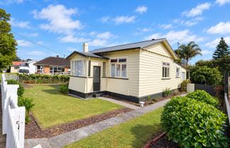 10 Mary Street, Huntly