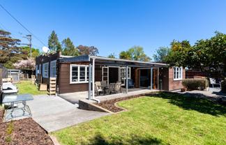 981 Fergusson Drive, Ebdentown