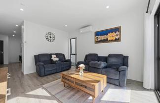 169 Grove Road, Papakura