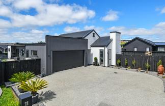 11 Manatika Road, Paerata