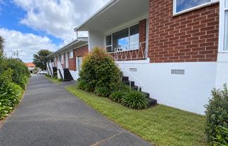  12A Newington Road, Henderson