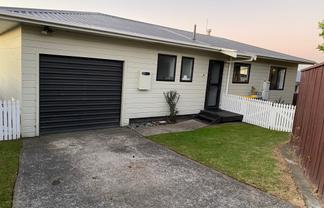 8B Te Arawa Place, Welcome Bay