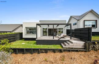 9 Stockyard Crescent, Pukekohe