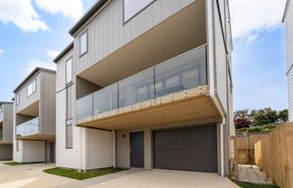 3/49 Northboro Road, Belmont