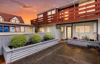 8/8 Tawai Street, Trentham
