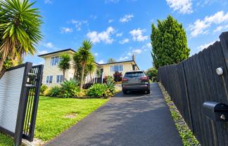 4 Trojan Cres, New Lynn