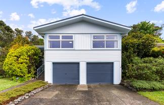 8 Branscombe Street, Johnsonville