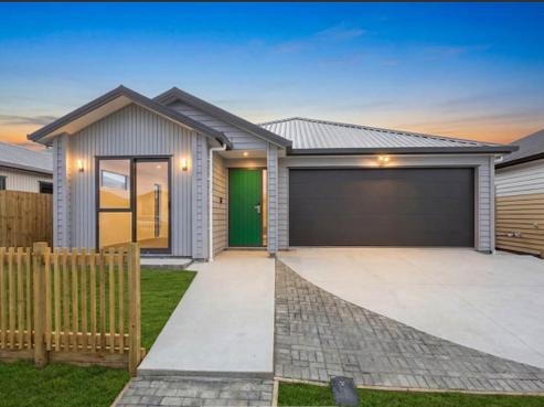 15 Tuwai Crescent, Opaheke
