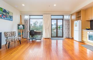 2J/5 Charlotte Street, Auckland Central